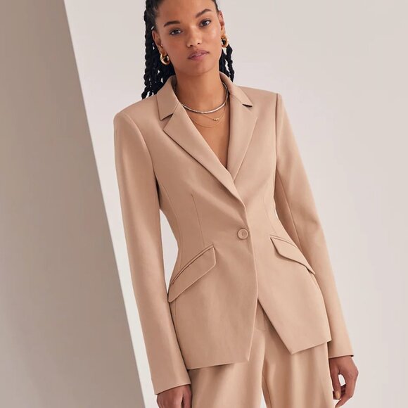 NEW - Favorite Daughter Classic Beige "The Favorite Blazer" - Size Small - Picture 1 of 5
